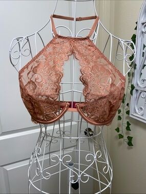 High-Neck Lace Underwire Bralette in Copper Rose